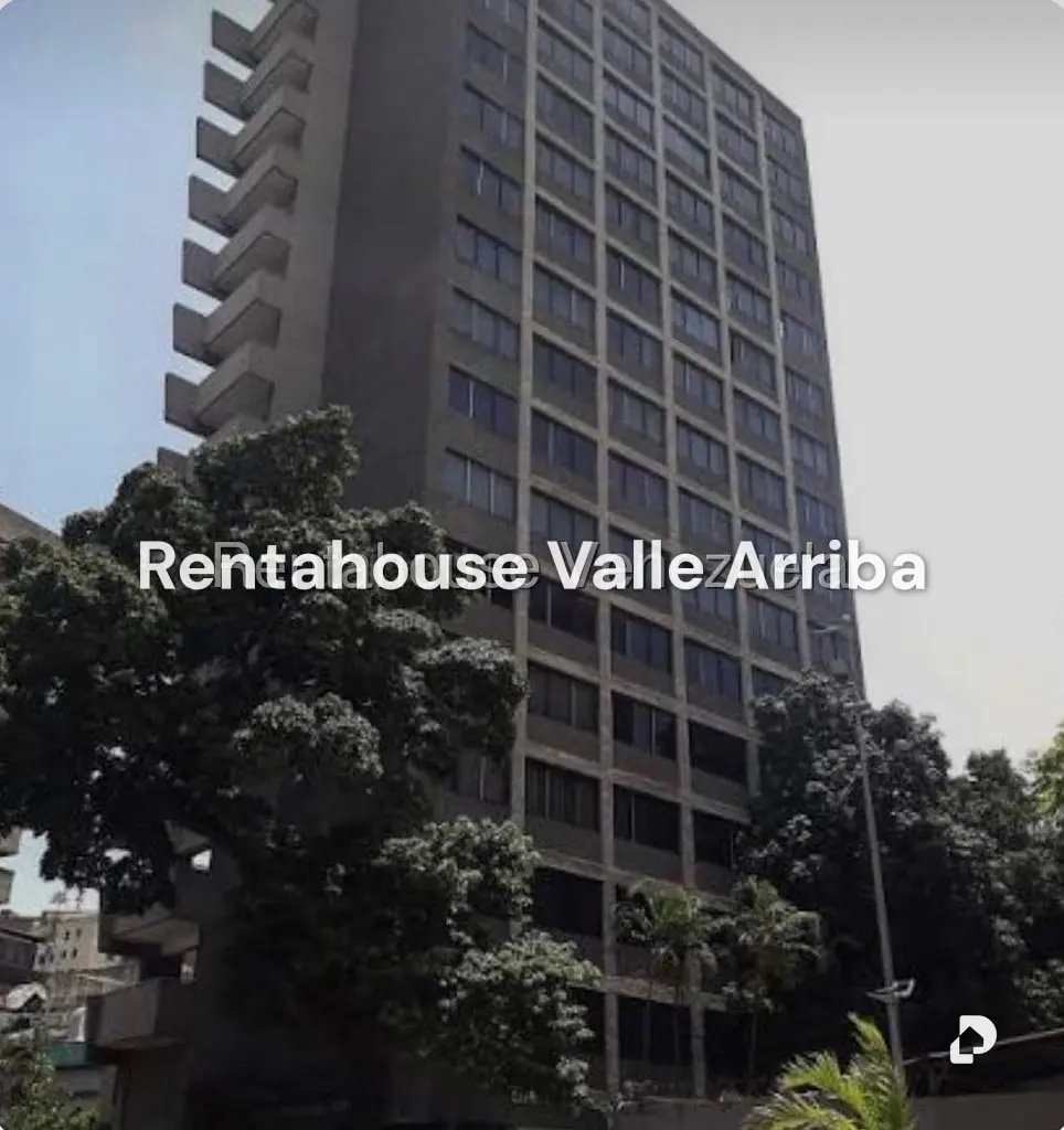 Oficina en Los Cedros, Caracas – 27