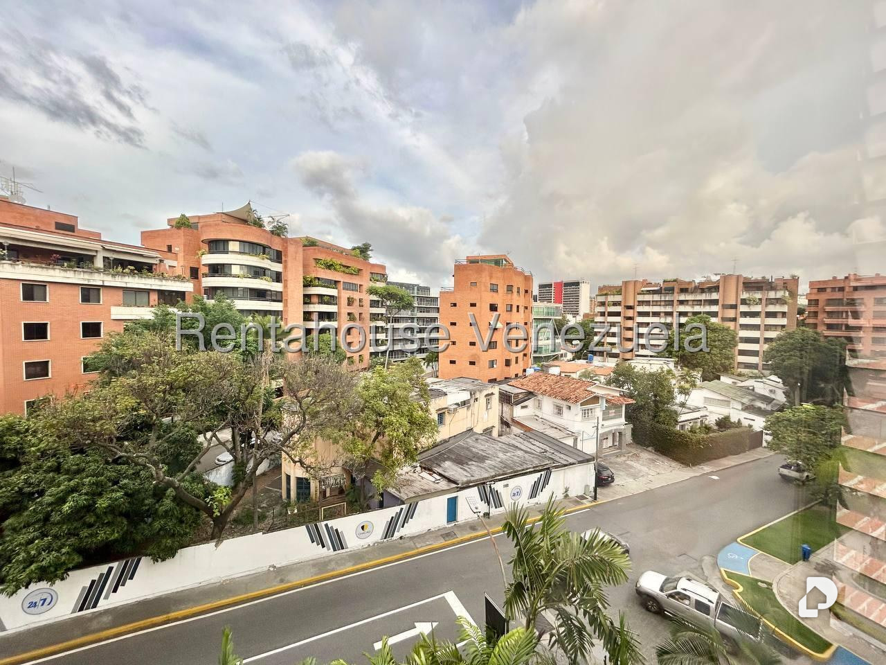 Apartamento en Campo Alegre, Caracas – 14