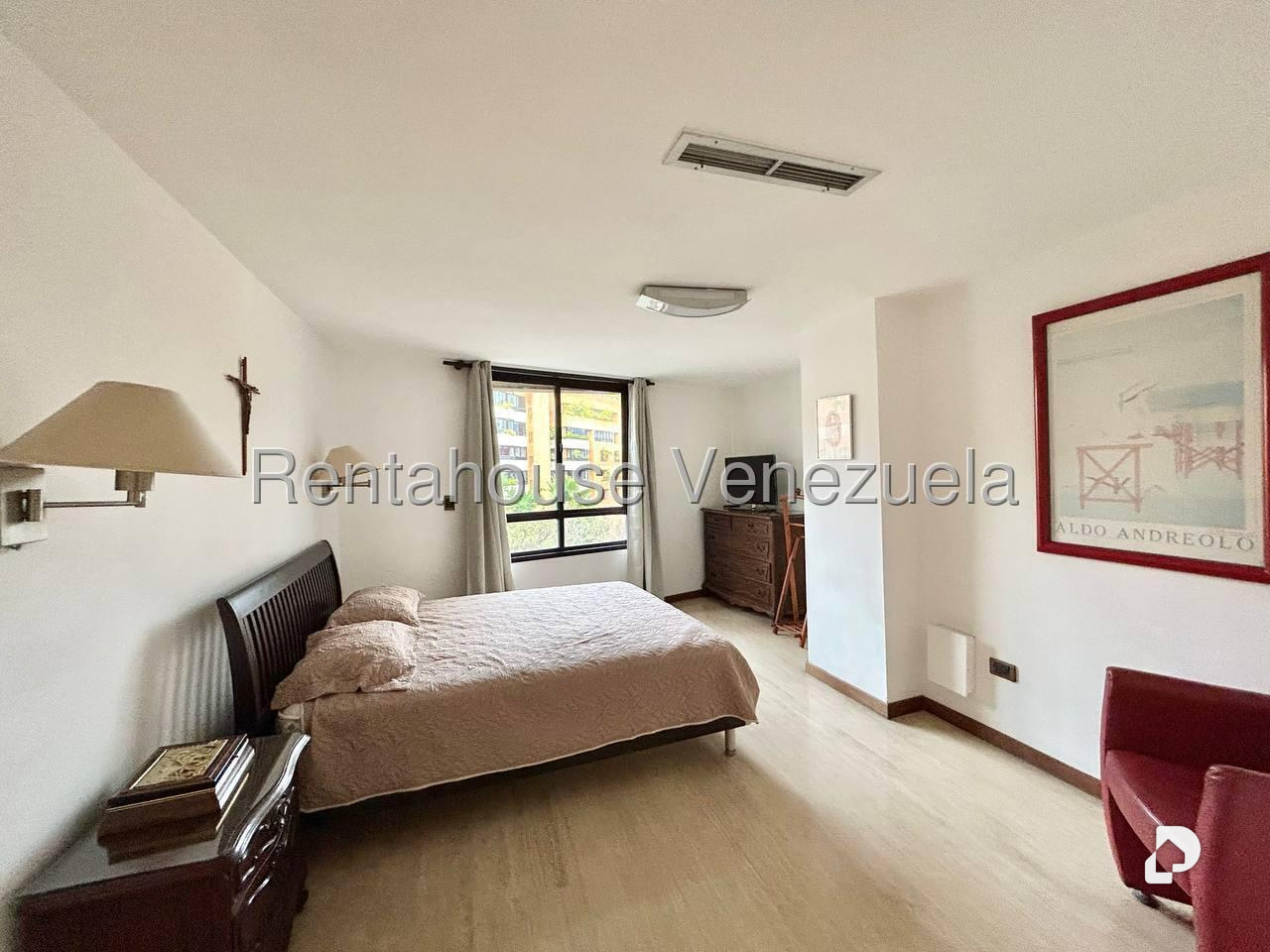 Apartamento en Campo Alegre, Caracas – 25