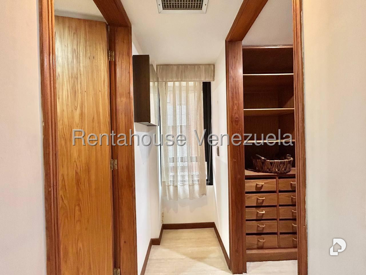 Apartamento en Campo Alegre, Caracas – 27