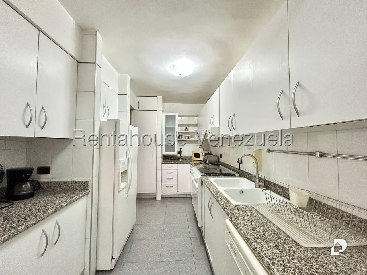 Apartamento en Campo Alegre, Caracas – 10