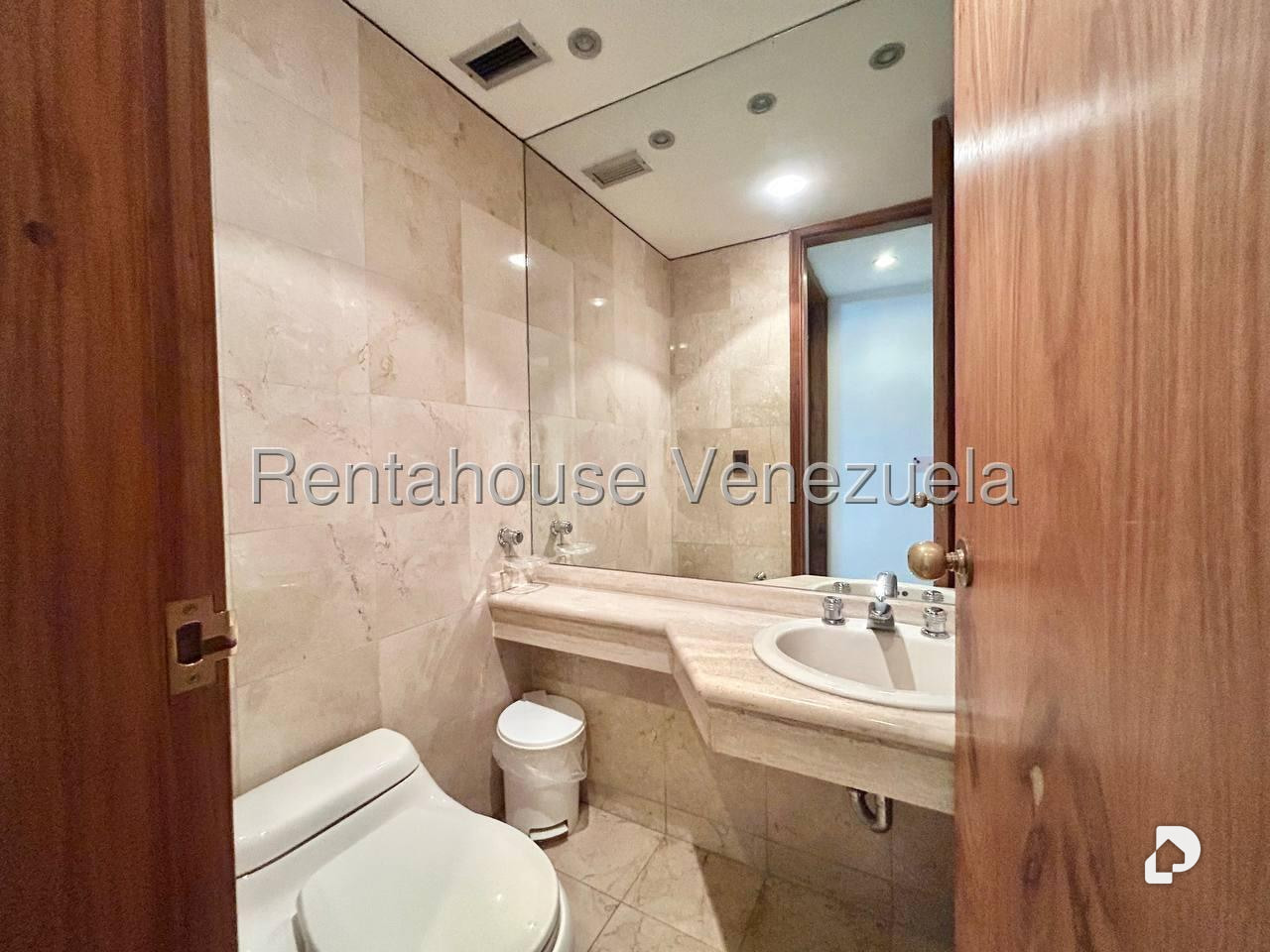 Apartamento en Campo Alegre, Caracas – 17