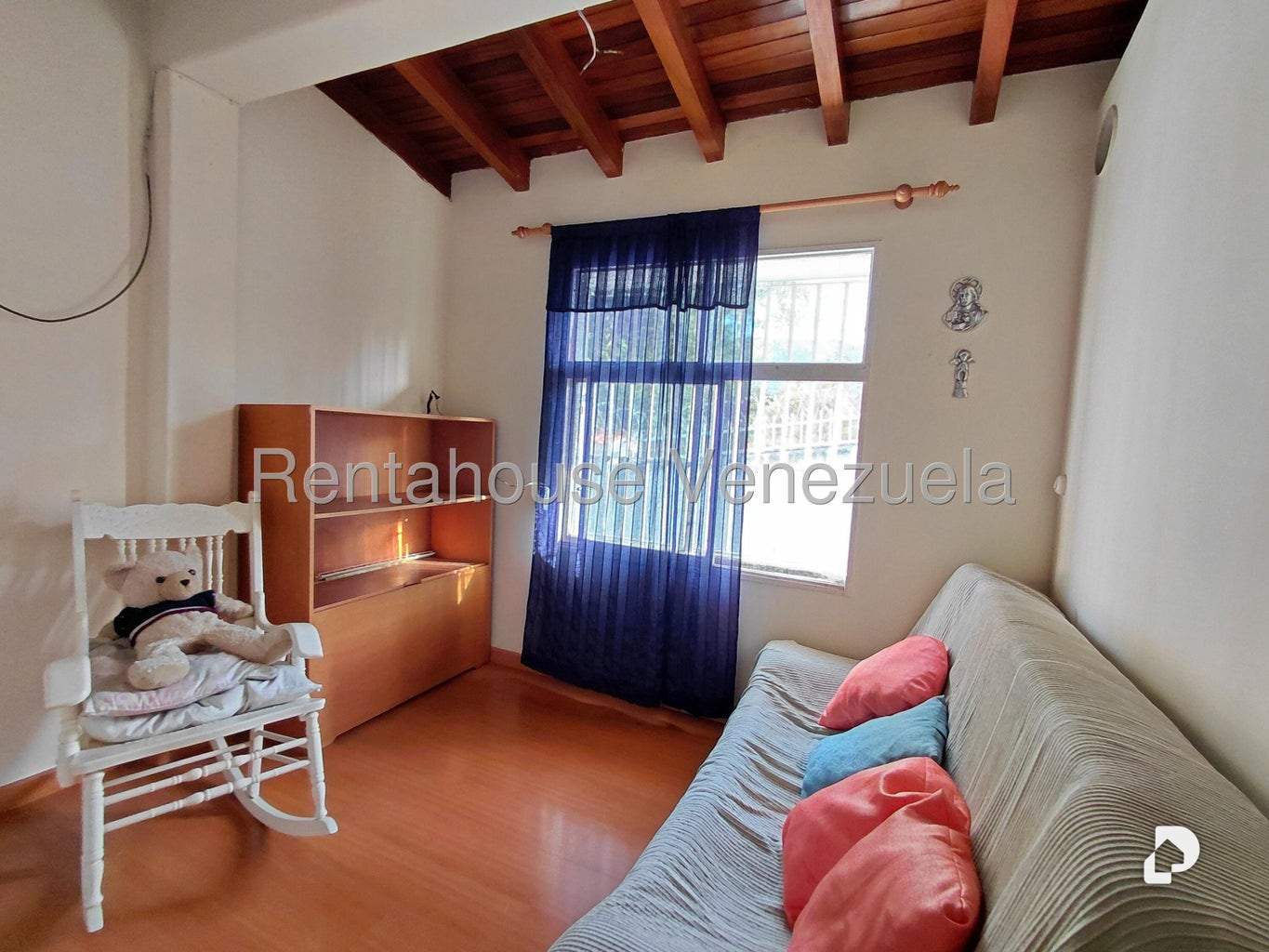 Casa en Lomas De La Trinidad, Caracas – 27