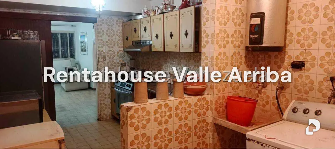 Apartamento en Colinas de Santa Mónica, Caracas – 8