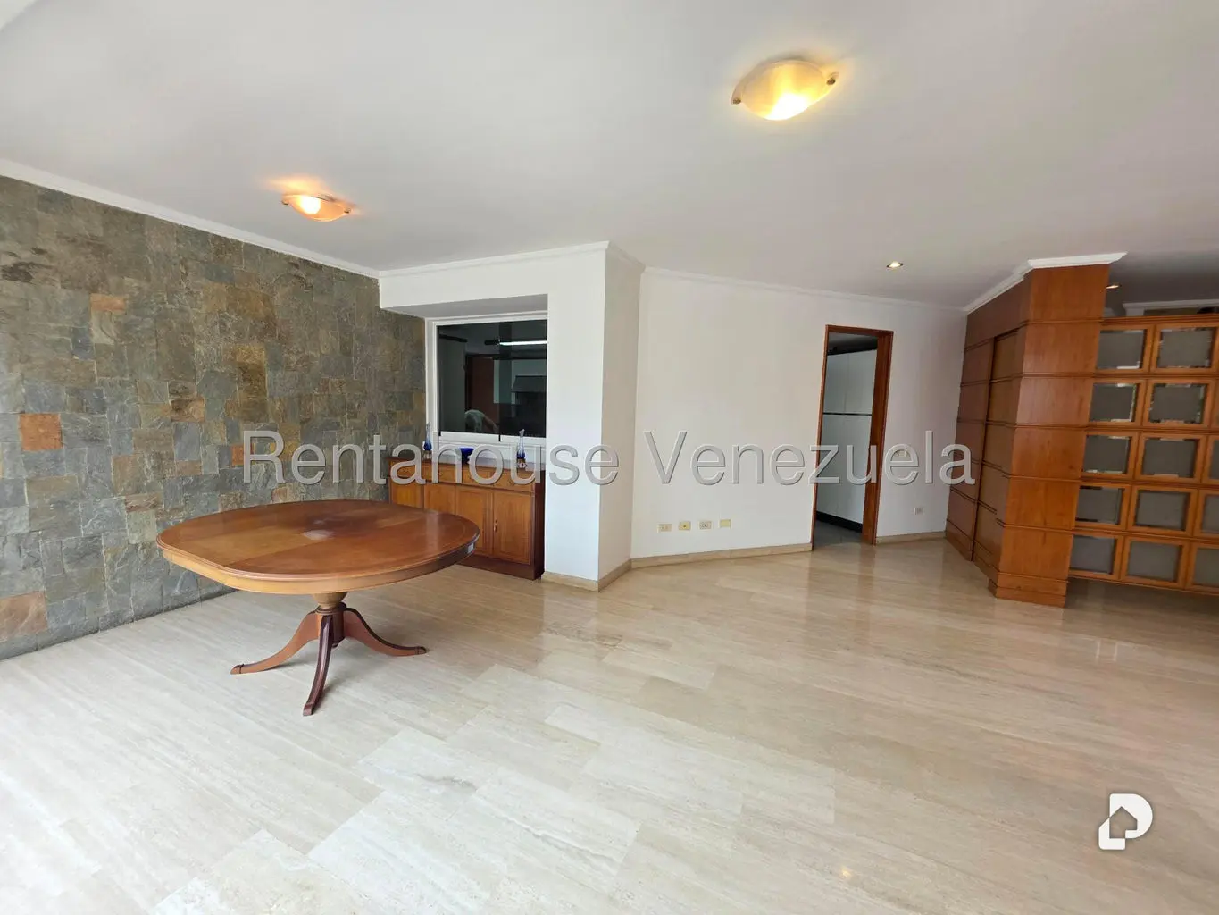 Apartamento en Los Naranjos de las Mercedes, Caracas – 23