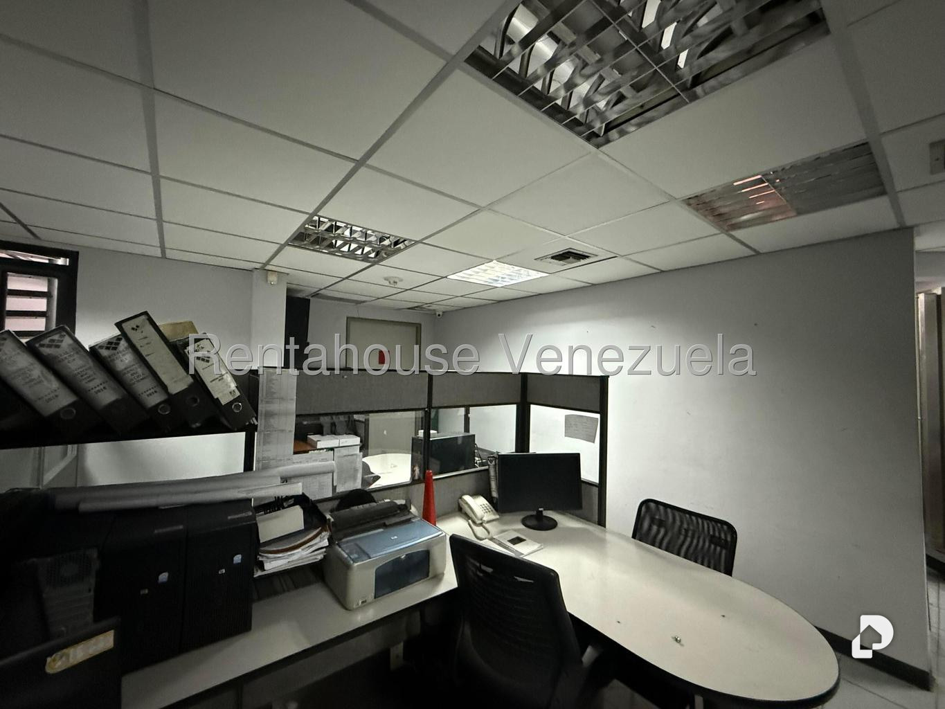 Local comercial en Los Dos Caminos, Caracas – 21
