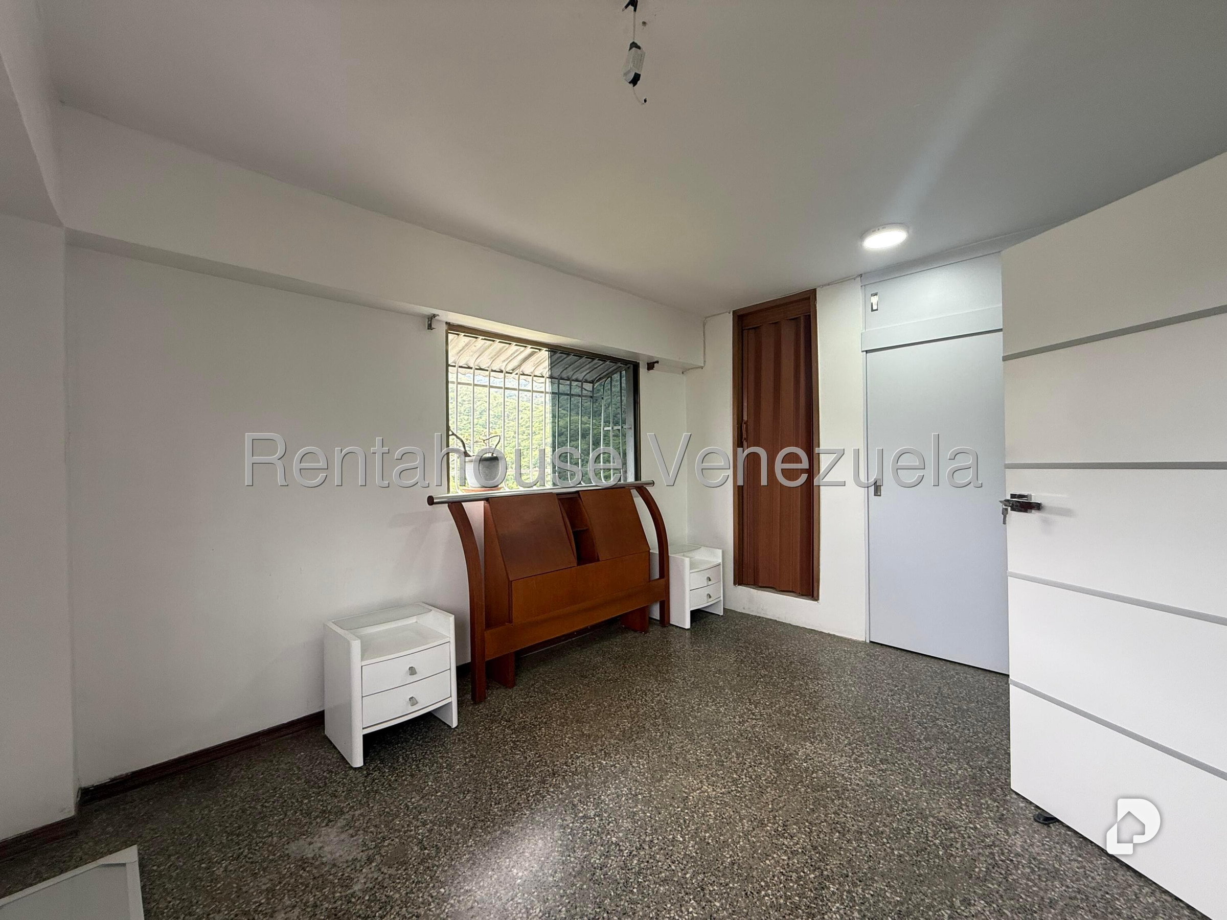 Apartamento en Caricuao, Caracas – 19