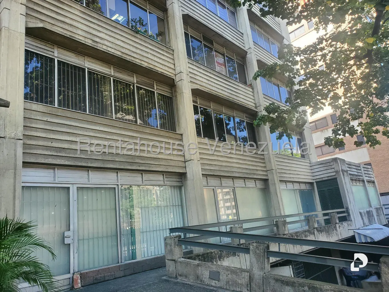 Oficina en El Recreo, Caracas – 1