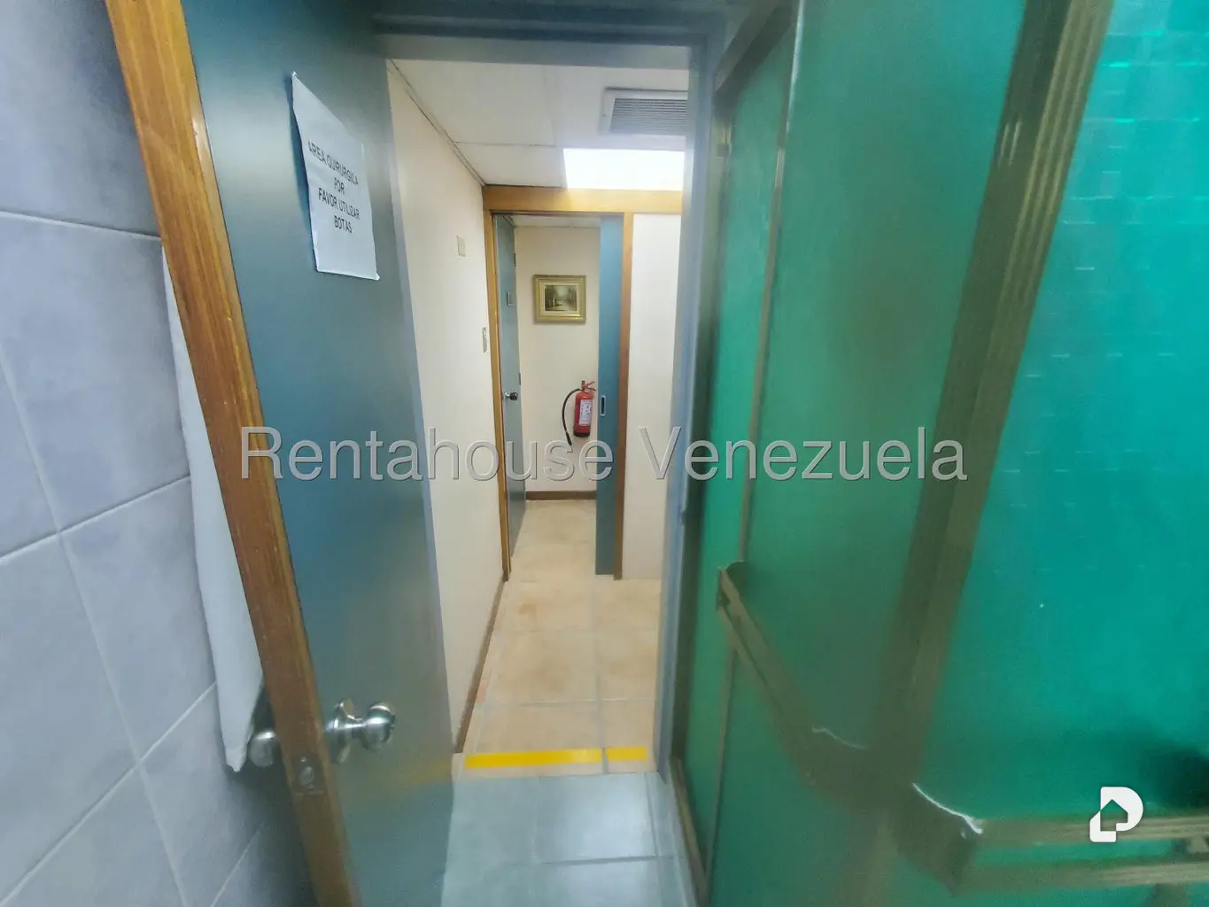 Oficina en El Recreo, Caracas – 15