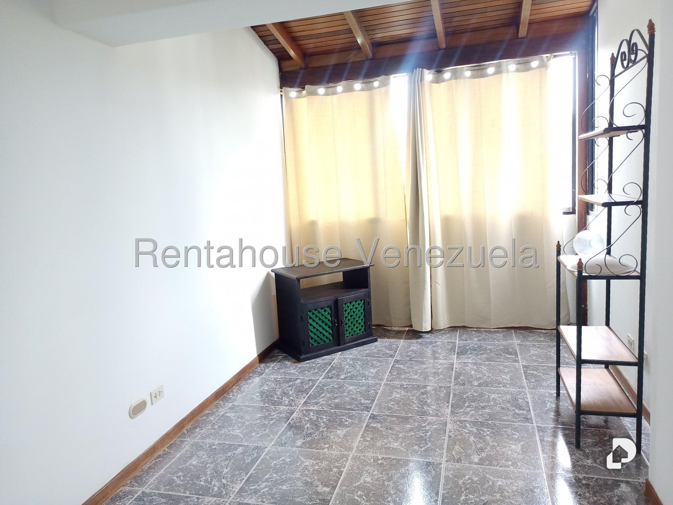 Apartamento en Guaicay, Caracas – 26