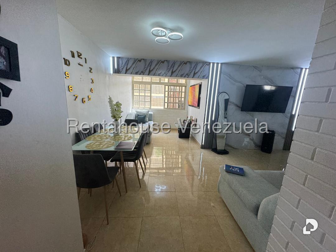 Apartamento en Prados del Este, Caracas – 8