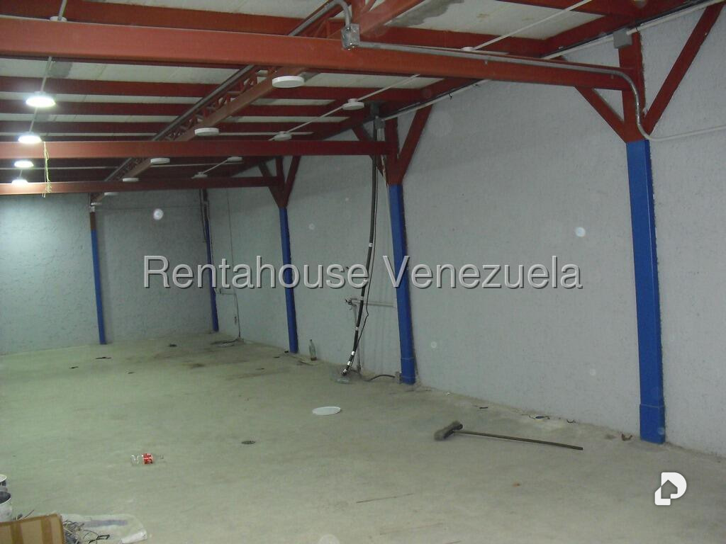 Local comercial en La Trinidad, Caracas – 15