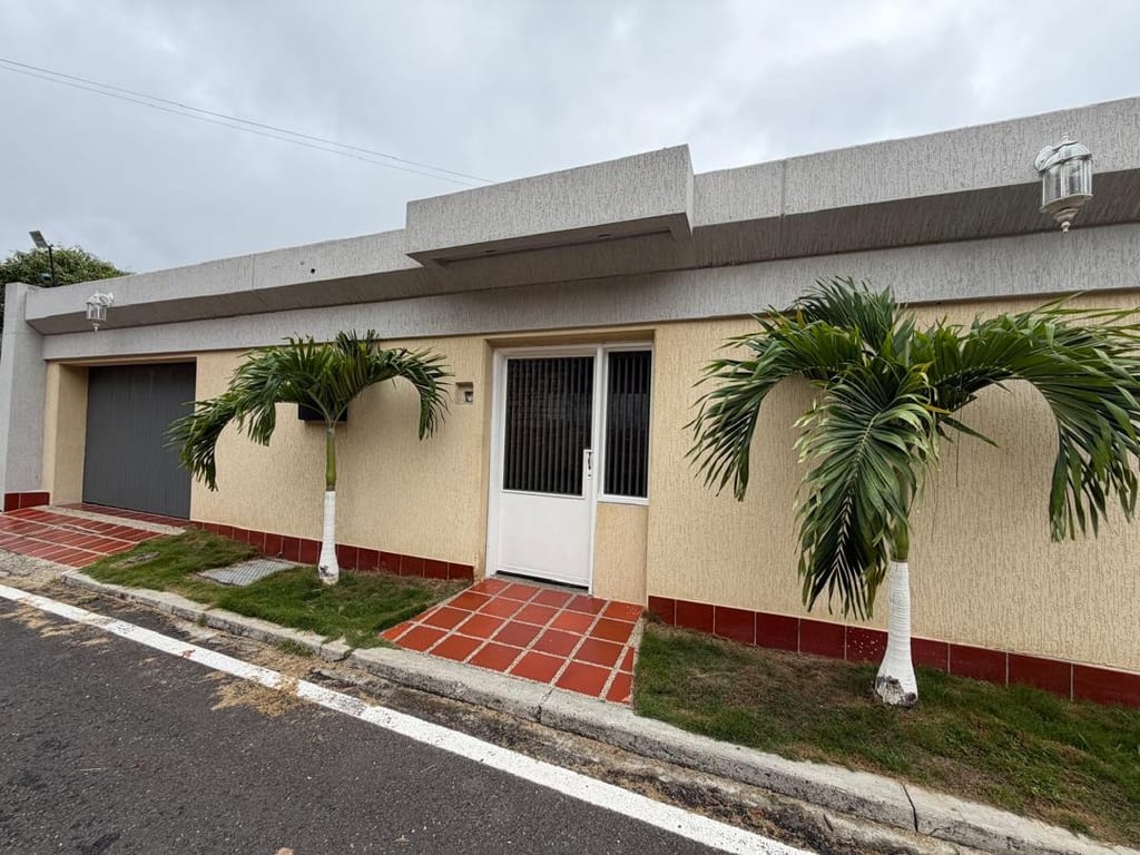 House in Cerro Verde, Caracas - 1