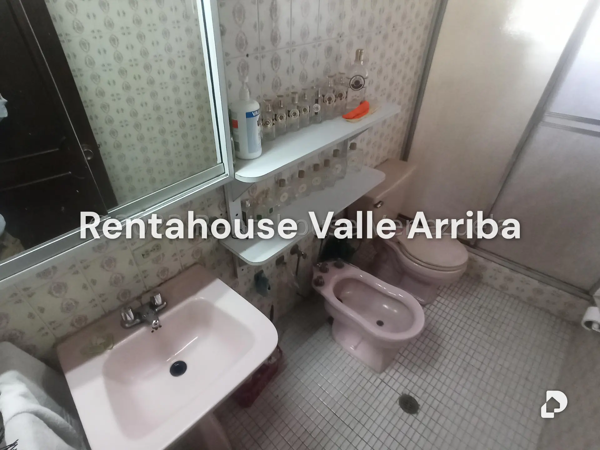 House in Los Chorros, Caracas – 24
