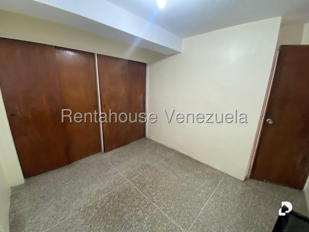 Apartamento en San Martín, Caracas – 17