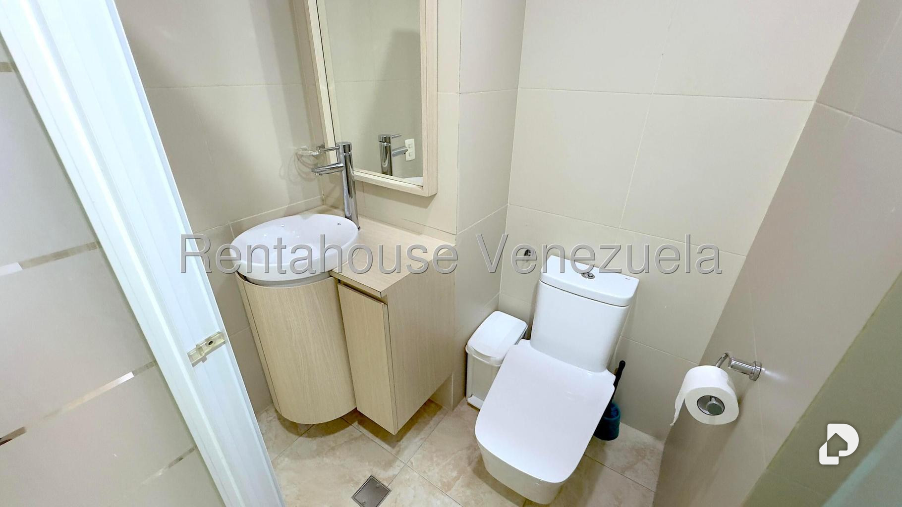 Apartamento en Campo Alegre, Caracas – 23