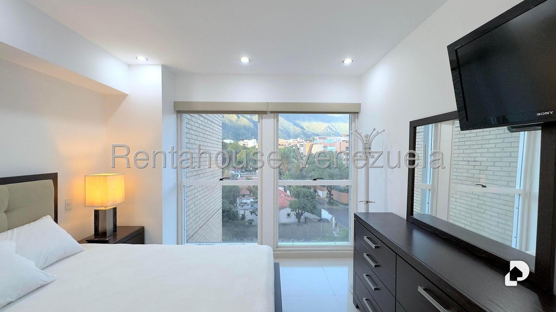 Apartamento en Campo Alegre, Caracas – 25