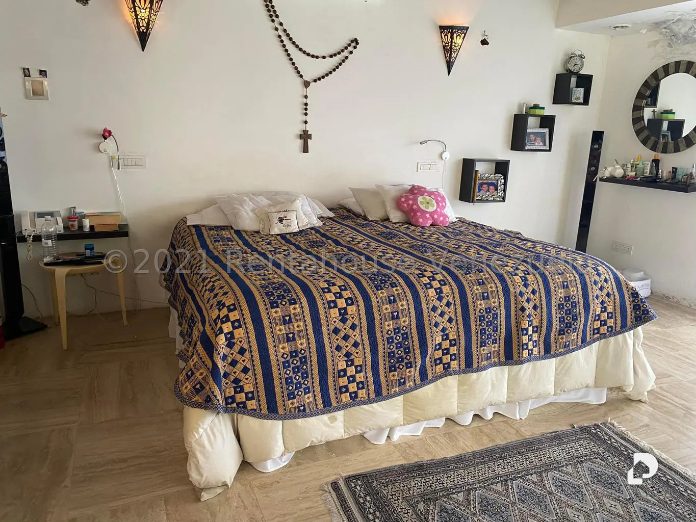 Casa en Oripoto, Caracas – 24