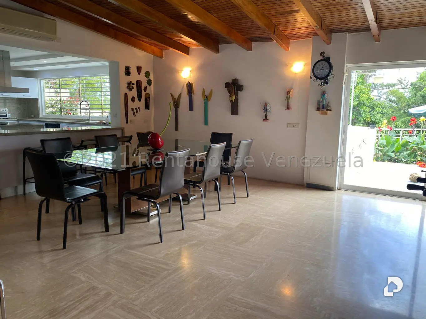 Casa en Oripoto, Caracas – 11