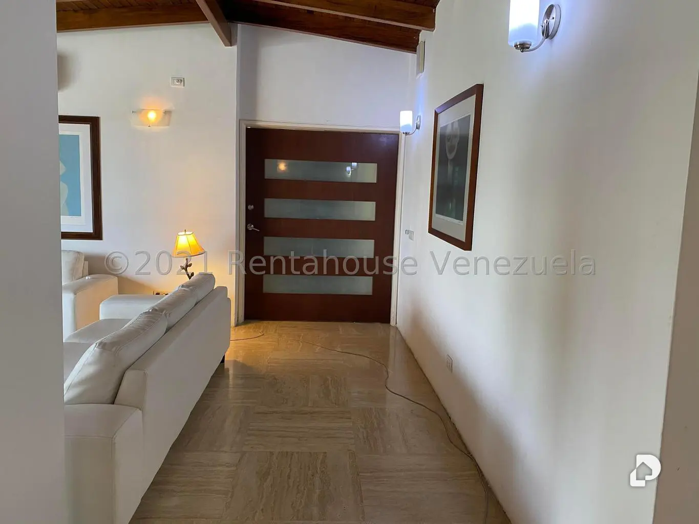 Casa en Oripoto, Caracas – 22