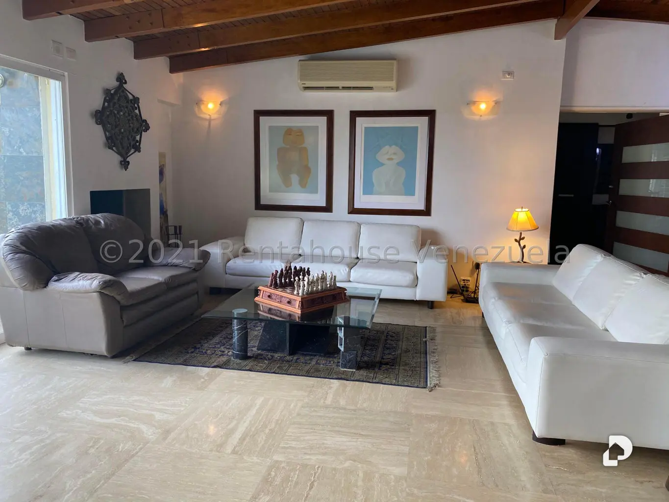 Casa en Oripoto, Caracas – 2