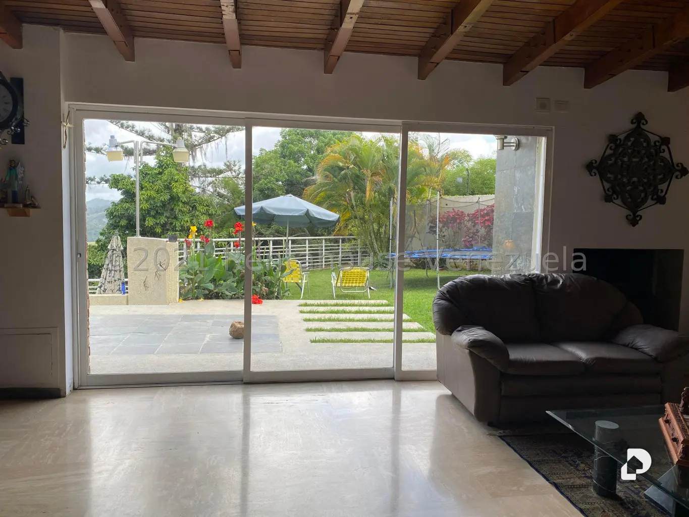 Casa en Oripoto, Caracas – 13