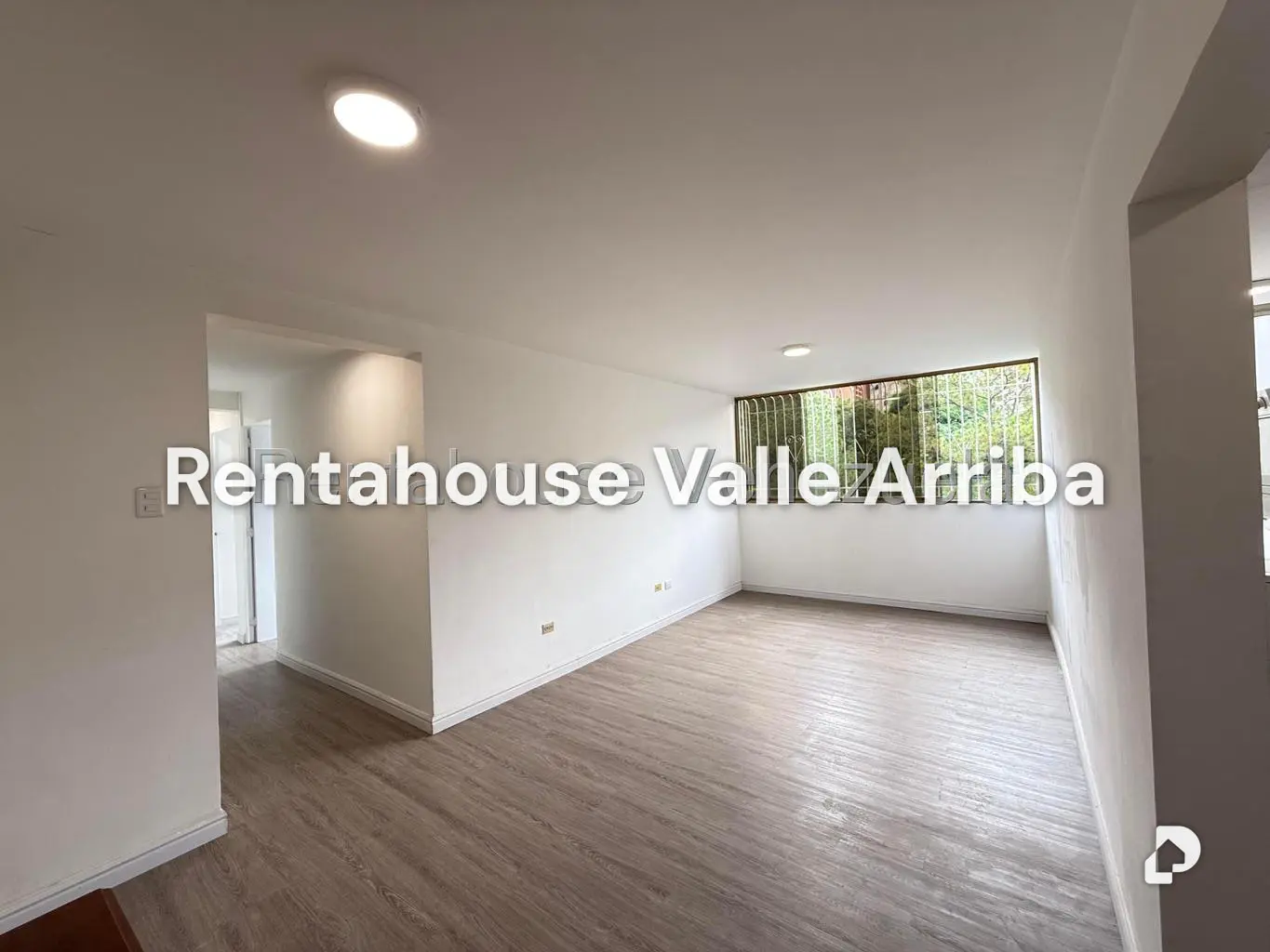 Apartment in La Bonita, Caracas – 1