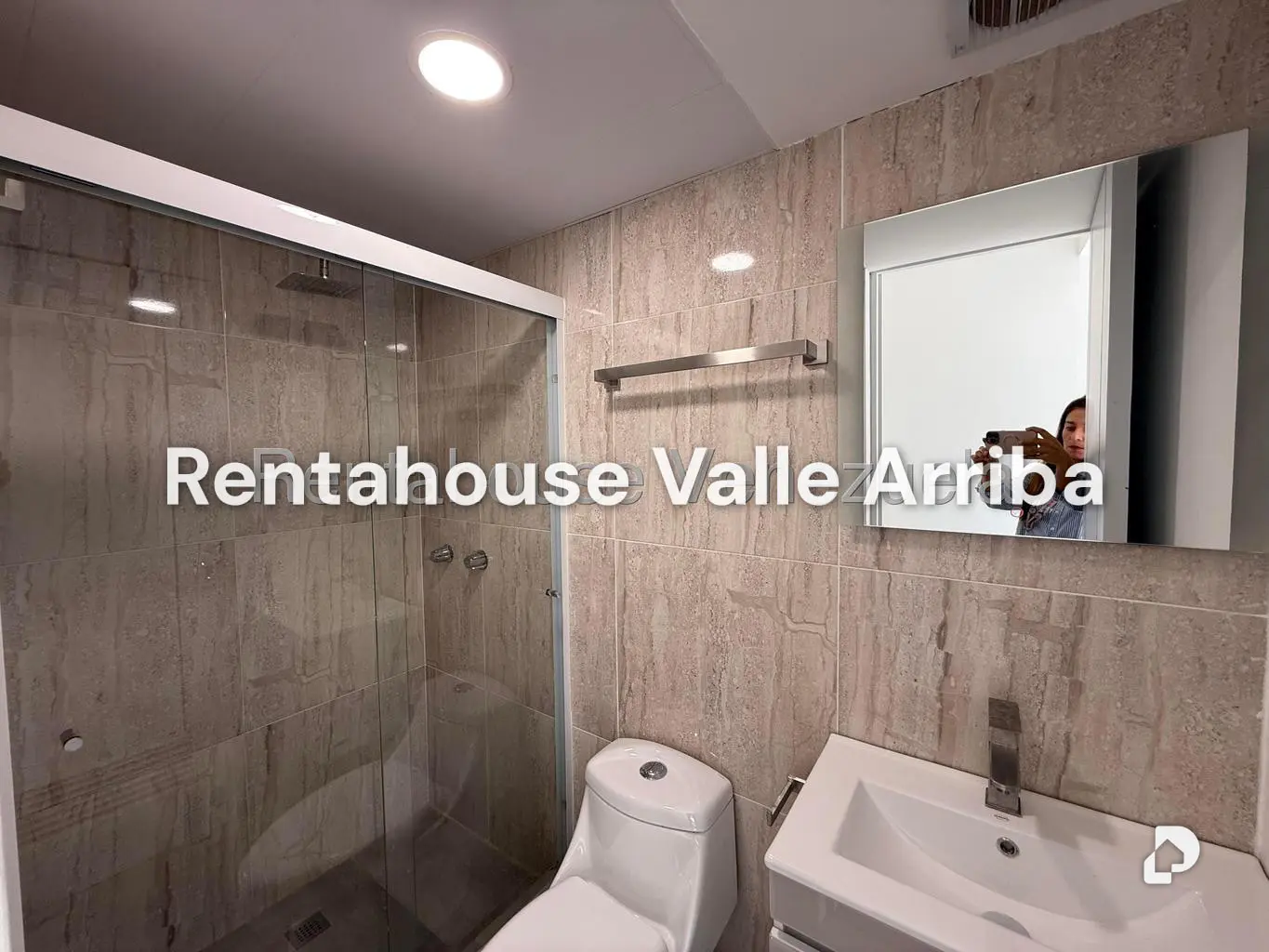 Apartment in La Bonita, Caracas – 9