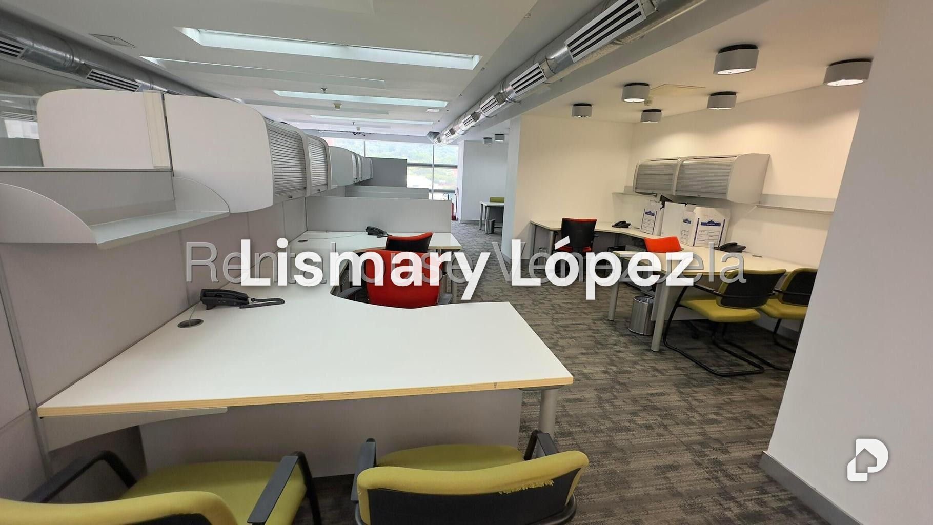 Commercial space in Los Dos Caminos, Caracas – 12