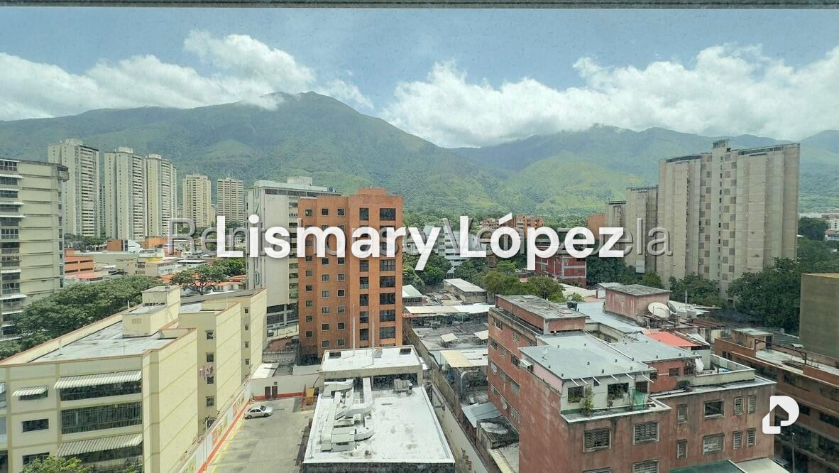 Commercial space in Los Dos Caminos, Caracas – 21