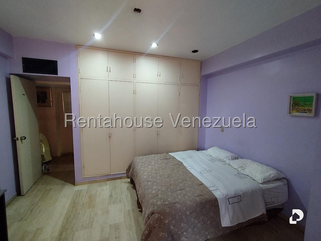 Apartamento en La Florida, Caracas – 21
