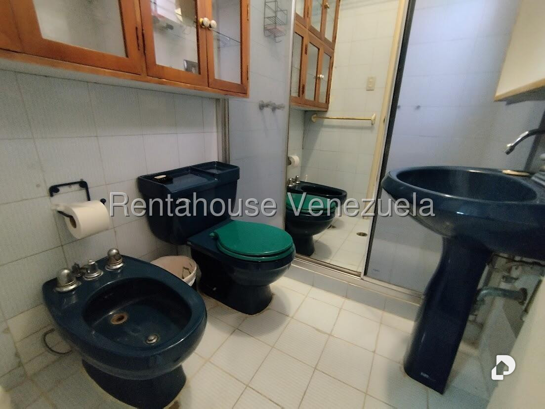 Apartamento en La Florida, Caracas – 19