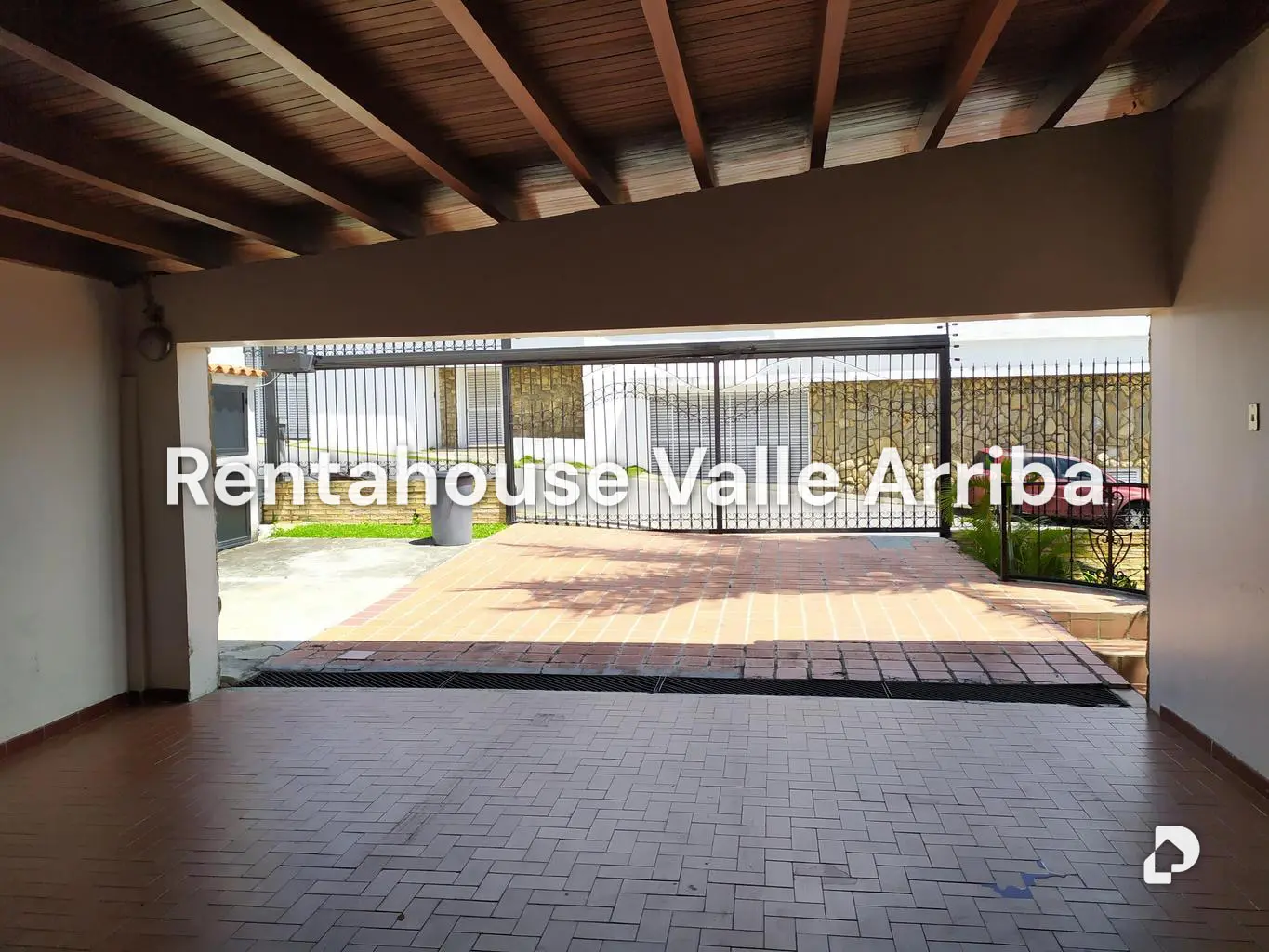 Casa en La Lagunita Country Club, Caracas – 16