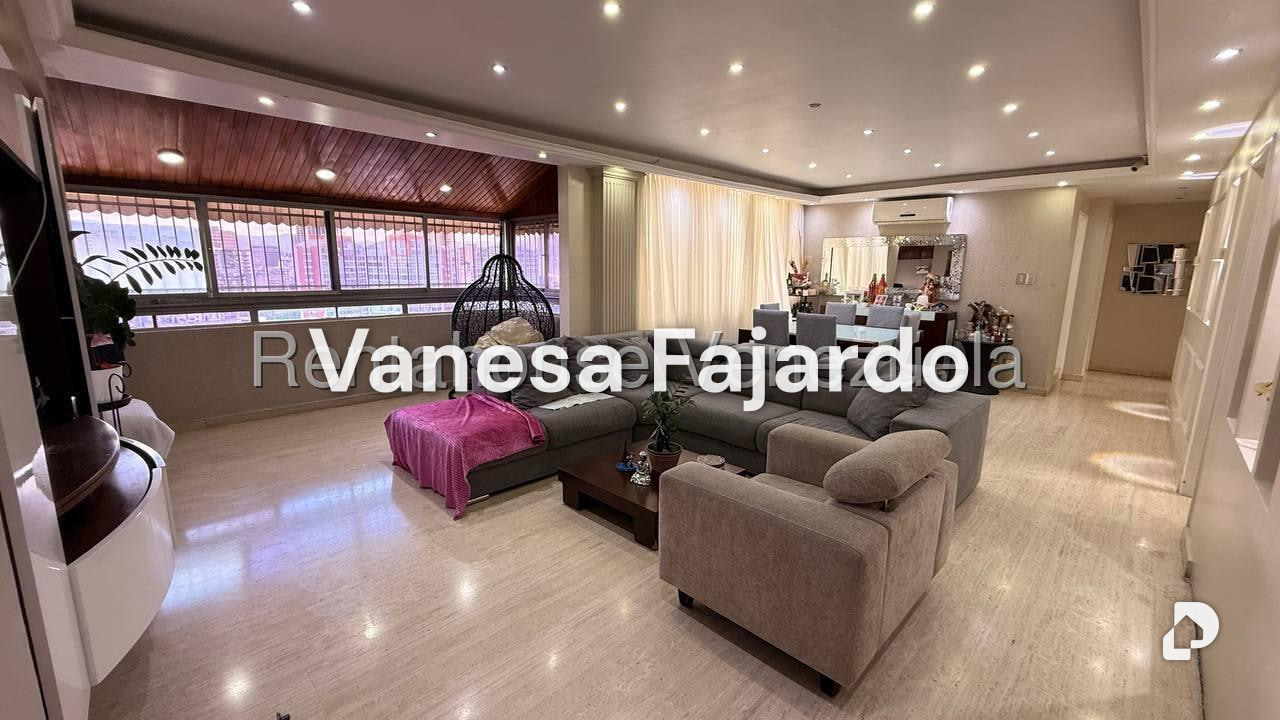 Penthouse en San Bernardino, Caracas – 4
