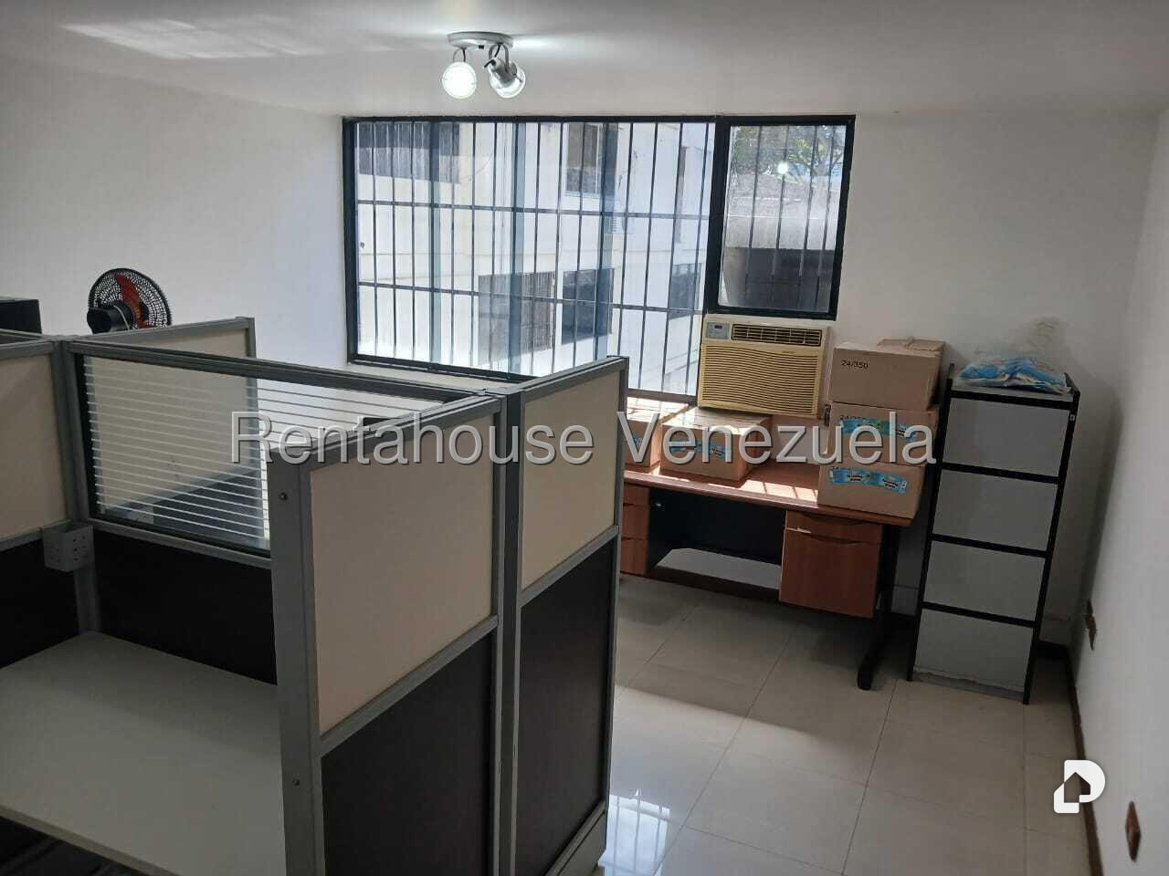 Oficina en Las Mercedes, Caracas – 11