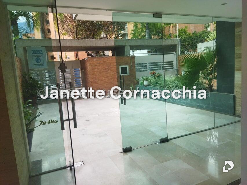 Apartment in Campo Alegre, Caracas – 3