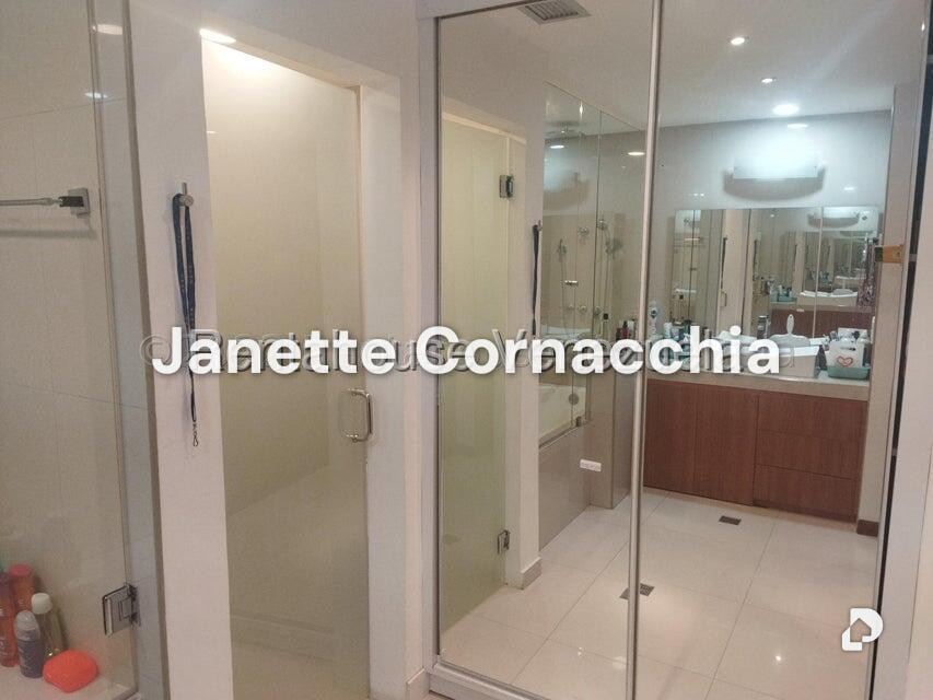 Apartment in Campo Alegre, Caracas – 23