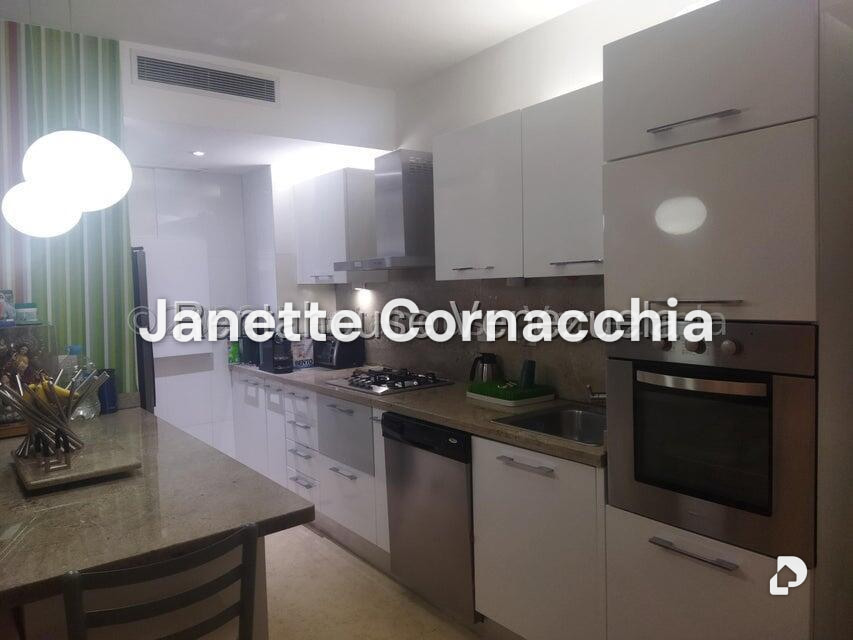 Apartment in Campo Alegre, Caracas – 10