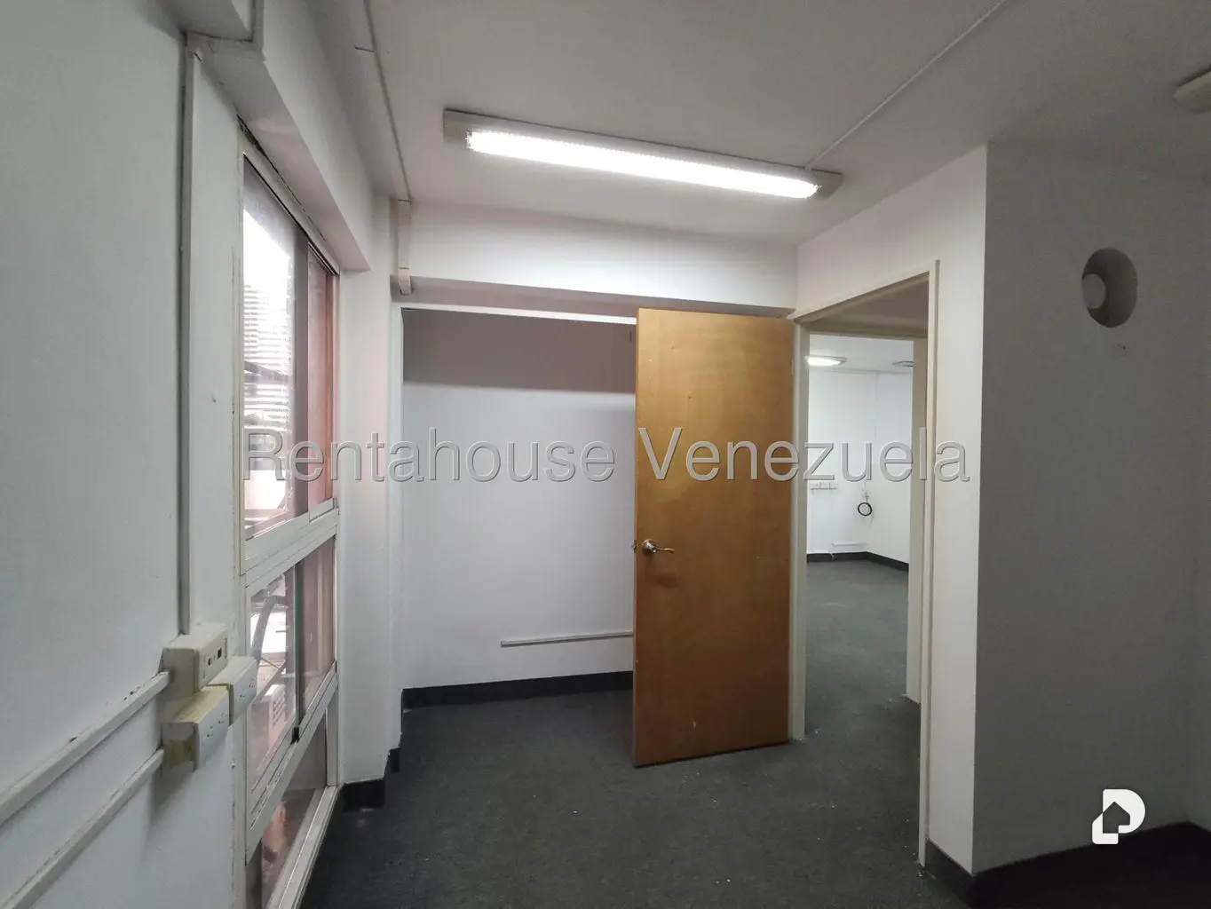 Oficina en Bello Campo, Caracas – 15