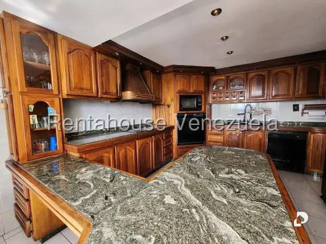 Apartamento en Terrazas del Ávila, Caracas – 27