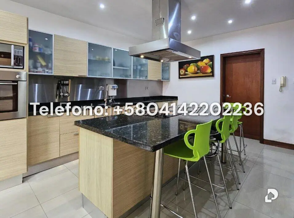 Casa en Prados del Este, Caracas – 12