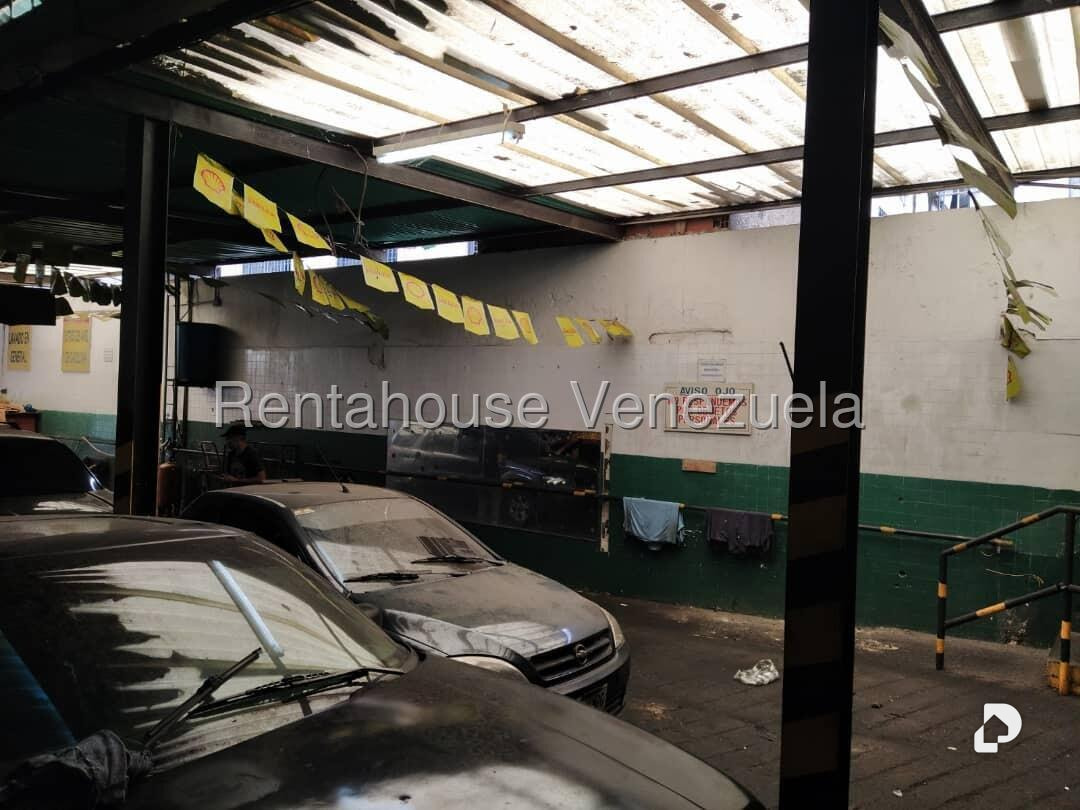 Edificio en San Bernardino, Caracas – 11