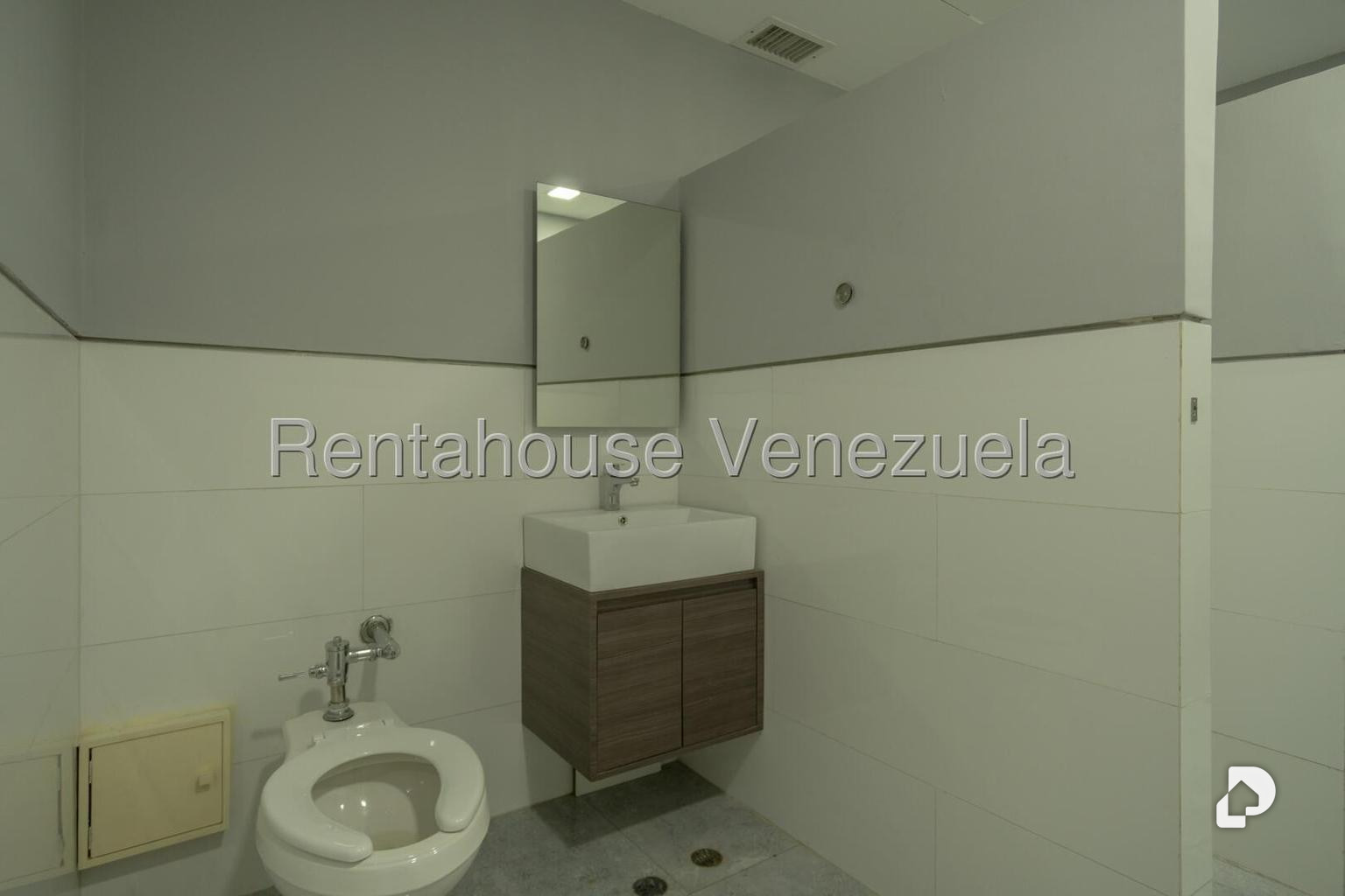 Oficina en Los Naranjos (del Cafetal), Caracas
