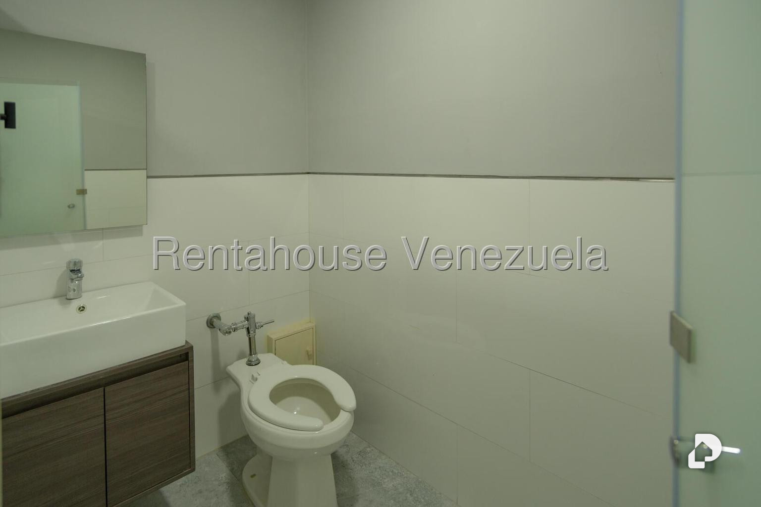 Oficina en Los Naranjos (del Cafetal), Caracas