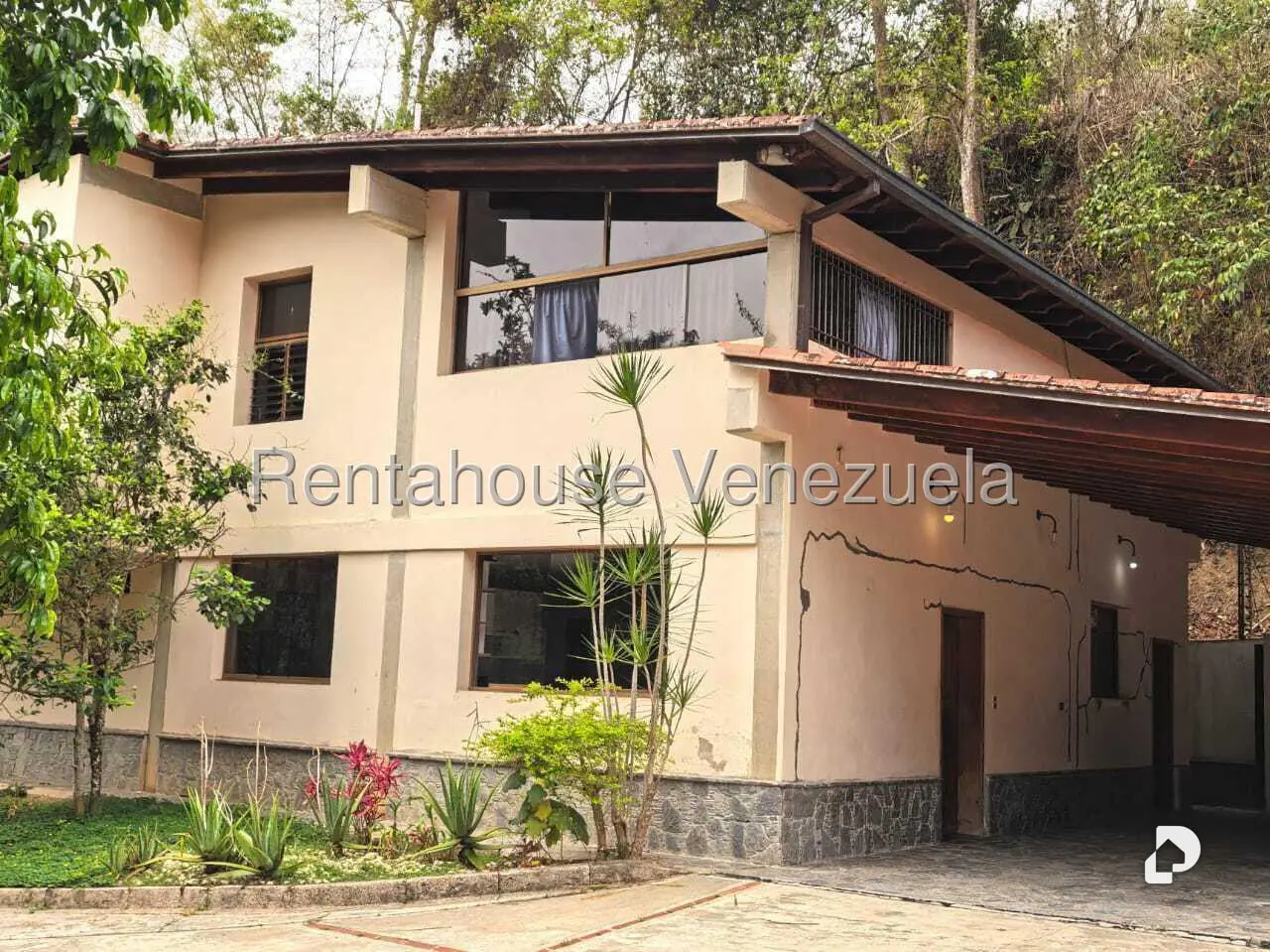 Casa en Oripoto, Caracas – 4