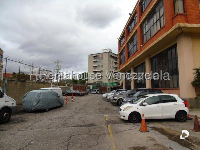 Office in Boleíta Norte, Caracas – 2