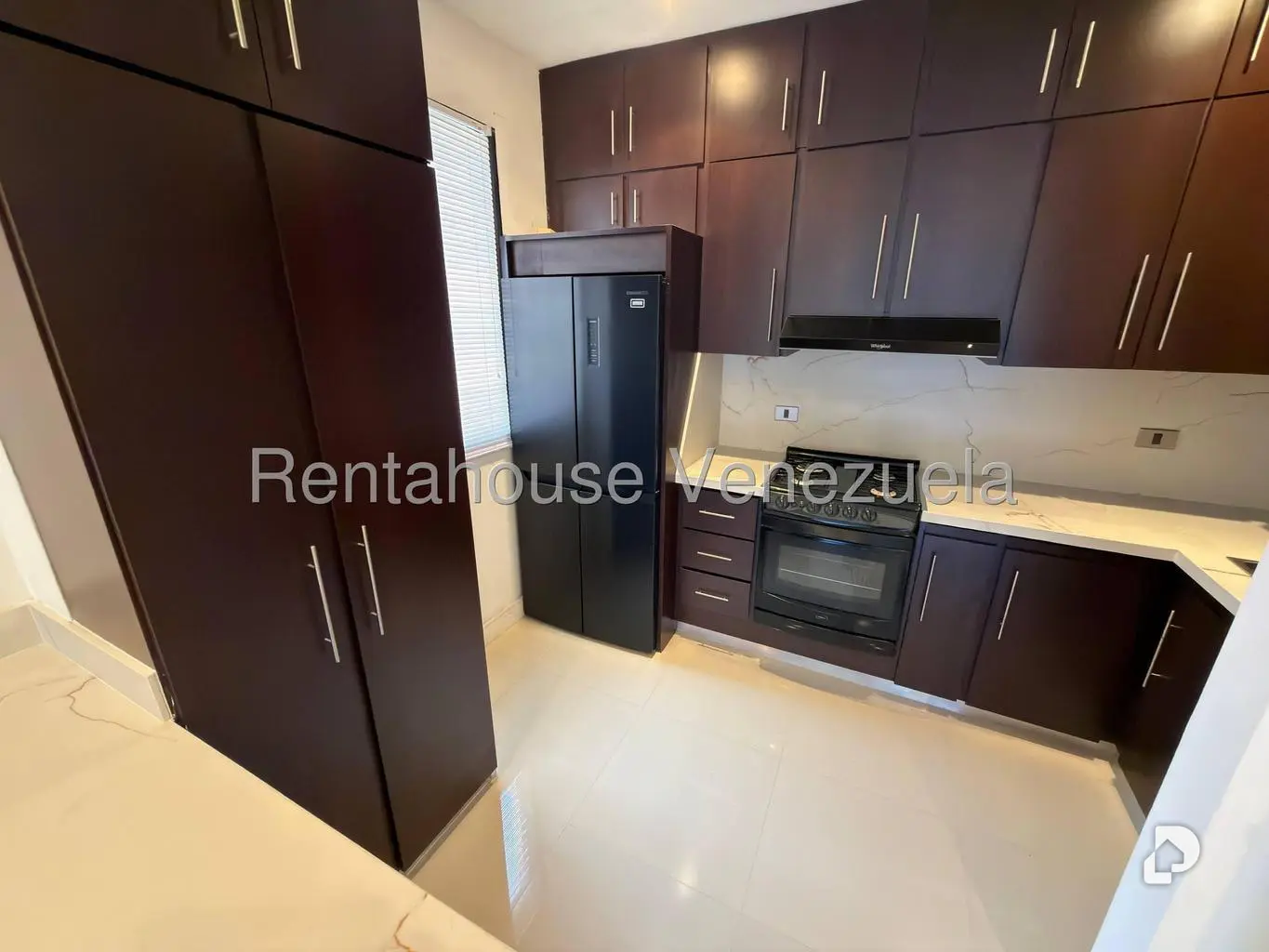 Apartamento en Los Naranjos de las Mercedes, Caracas – 9