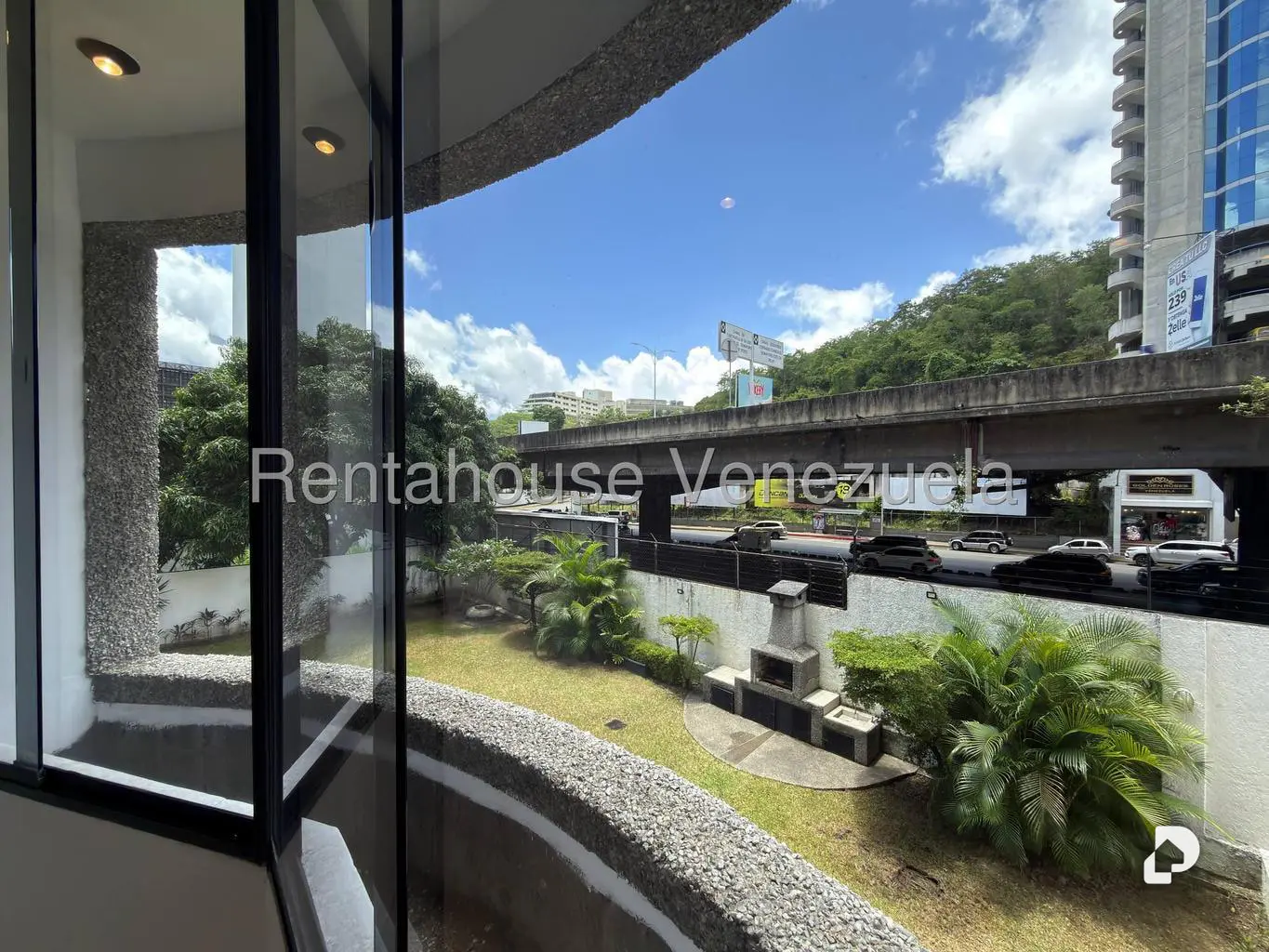 Apartamento en Los Naranjos de las Mercedes, Caracas – 8