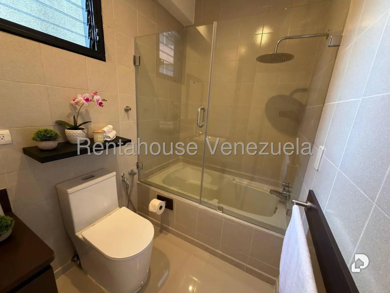 Apartamento en Los Naranjos de las Mercedes, Caracas – 19