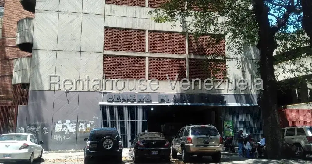 Commercial space in El Paraíso, Caracas - 1